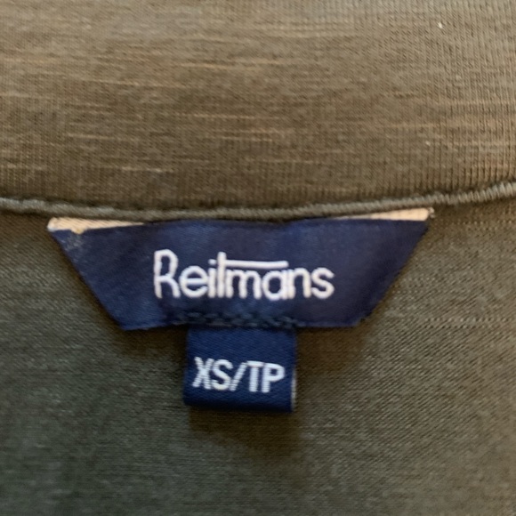 Reitmans Women’s olive green top - size xs - Picture 3 of 3